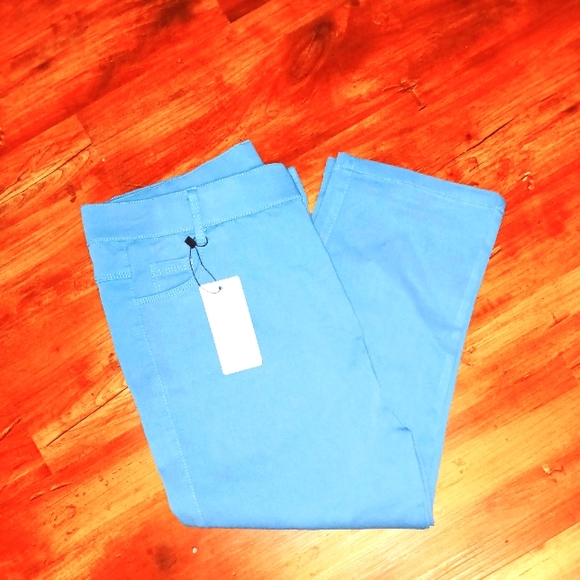 Capri stretch fit - Picture 8 of 9